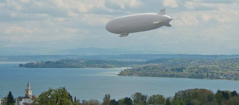 Zeppelin über dem Bodensee